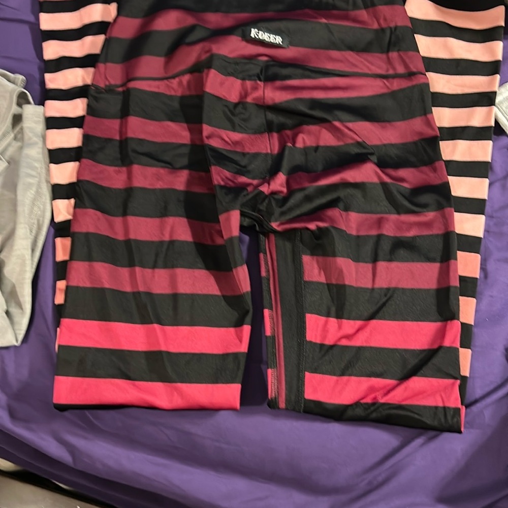 KDEER Striped Bottoms - Black and Pink ombré EUC
